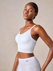 Veilyse Women Sports Casual Thin Padded Non-Wired Lifting Support Shock-Absorbing Bra - White - View 10