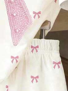 Girls Fresh Fashion Crisp White Base Pink Textured Bow Pattern Print Basic Short T-Shirt And Shorts Set - Multicolor - View 6