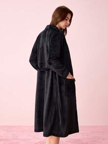 Bonmuse 1pc Women's Elegant V-Neck Long Sleeve Flannel Fluffy Robe With Belt, Autumn/Winter, Cozy - Black - View 2