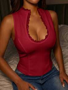SHEIN SXY Plus Size Women's Lace Trim Cutout Chest Casual Versatile Daily Outing Top - Burgundy - View 4