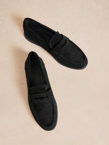 Rosivie Black Suede Loafers, Slip-On Soft-Soled Shoes, Commuter Versatile Retro Loafers - Black - View 6