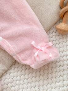 1 Stück Herbst/Winter Plüsch Baby Mädchen Neugeborene Hauskleidung Rosa einseitig Kristall Plüsch süß Rüschen Saum Flügelärmel Rücken Wassertropfen Knopf Design Langarm Fuß Jumpsuit - Pink - Übersicht 8