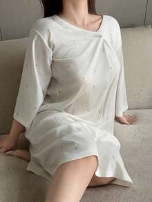 Dazy Plus Floral Loose 3/4 Sleeve V-Neck White Elegant Spring Summer Autumn Plus Size Women's Nightgown - Apricot - View 4