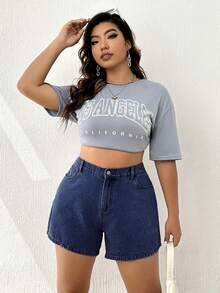Elaquor Celana Pendek Denim Kasual Serbaguna Pinggang Tinggi untuk Wanita Ukuran Plus dengan Kantong - Dark Wash - View 6