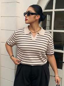 Dazy Plus 趣味通勤配色拼接 Polo 領休閒短袖大尺碼女款春夏針織上衣 - 黑與白 - 查看 5