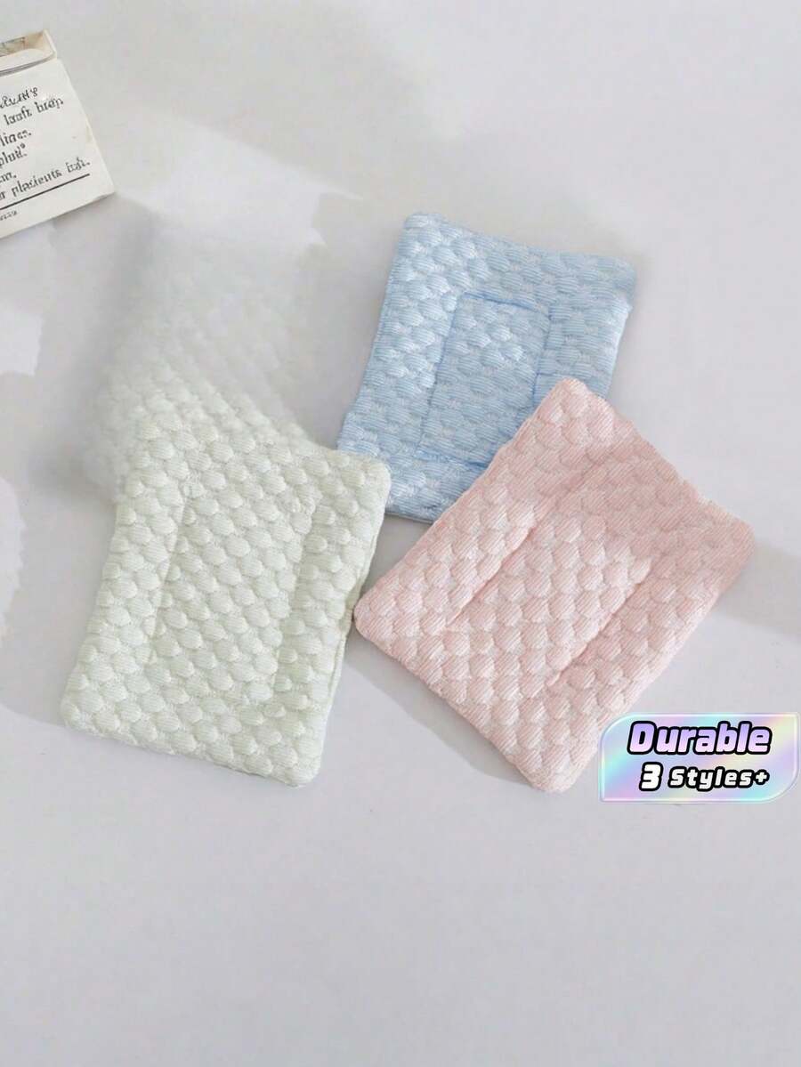 1 Piece Of Ice Silk Cool And Non Slip Hamster Nest Pad, Cool Pad, Small Pet Sleeping Pad, Hamster Hedgehog Rabbit Small Pet Pad, Suitable For Small Pets - Multicolor - View 1