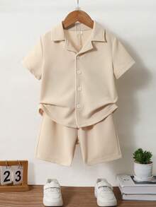 SHEIN Genkimix Kids 小男孩夏季休閒純色襯衫 & 短褲 2件組 - 卡其色 - 查看 3