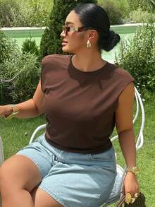 Dazy Plus Solid Color Casual Round Neck Sleeveless Blogger Style Versatile Plus Size Women Spring Summer Brown T-Shirt - Brown - View 4