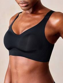 Veilyse Affordable Plus Size Seamless Backless Wireless Adjustable Strap Sports Bra, Thin - Black - View 8