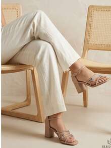 Elegantes sandalias  de tacón con detalle de lazo, puntera cuadrada y tira al tobillo para mujer. - Maquillaje - Ver 1