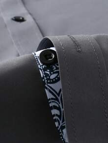 Manfinity Mode Camisa de manga larga con patrón floral de patchwork de un solo pecho (sin posición), formal para hombres - Gris Oscuro - Ver 6