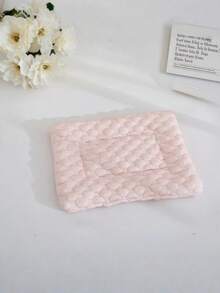 1 Piece Of Ice Silk Cool And Non Slip Hamster Nest Pad, Cool Pad, Small Pet Sleeping Pad, Hamster Hedgehog Rabbit Small Pet Pad, Suitable For Small Pets - Multicolor - View 2