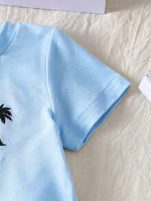 SHEIN Playful Pals 男嬰夏季休閒兩件套，椰子樹刺繡圓領T恤 + 直條紋短褲，親膚日常度假套裝 - 藍色 - 查看 8