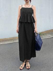 FRIFUL Gaun Panjang Wanita Motif Polkadot dengan Tali Bahu Tipis, Model 2 in 1, Pinggang Dirampingkan, dan Detail Kerut untuk Memperampingkan Tubuh, Cocok untuk Musim Panas. - Hitam - View 4