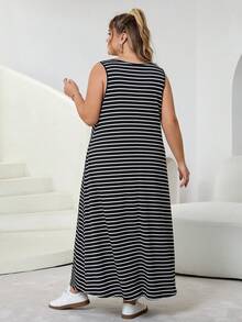 SHEIN CURVE+ 大尺碼女款夏季洋裝、女款夏季洋裝、女款度假洋裝、女款夏季洋裝、畢業洋裝、商務休閒女款太陽裙、女款辦公洋裝、畢業洋裝、新時尚休閒通勤、條紋無袖口袋洋裝、長洋裝、A字裙、黑白條紋洋裝、休閒洋裝/2026/新年 - 黑與白 - 查看 2