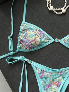 Swim Vcay Swim Bonvoyette 2件組 春夏度假花卉亮片紋理布料 藍色珍珠光澤細肩帶抹胸上衣與側綁帶比基尼泳褲 性感女款泳裝套裝 - 彩色 - 查看 3