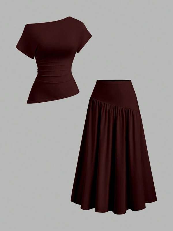 Sweetra Ensemble 2 pièces pour femme printemps/été, top élégant et décontracté pour le travail avec épaule asymétrique, taille plissée, ourlet asymétrique fendu et manches courtes, et jupe longue confortable et polyvalente à ourlet plissé