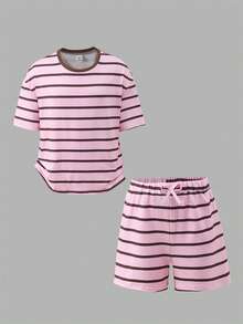 SHEIN 青少年女孩粉色與棕色條紋短袖T恤與短褲2件套，對比色圓領條紋T恤，配色短褲，休閒度假風青少年女孩套裝，夏季日常出遊、居家穿著，獨特設計青少年女孩套裝 - 粉色 - 查看 3