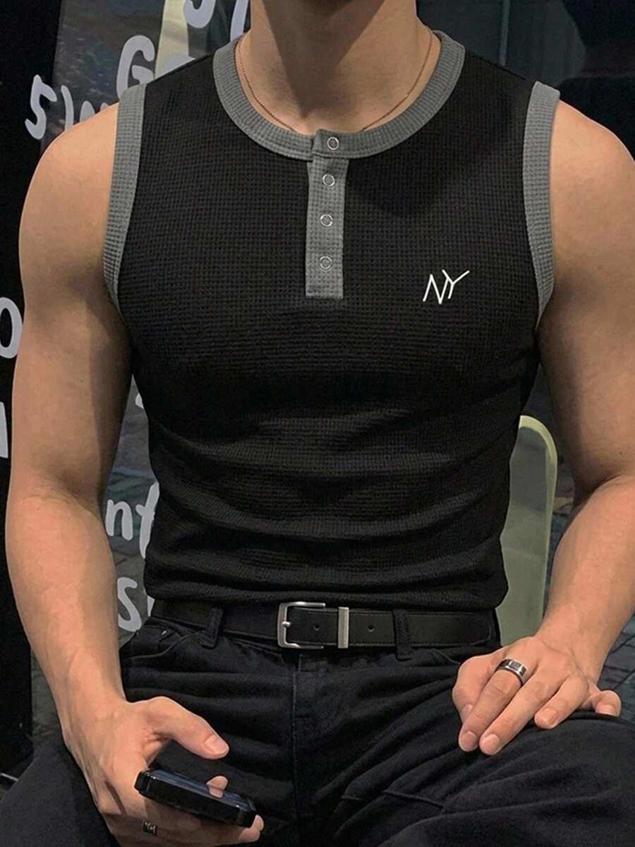DAZY Rompi Pria Leher Bulat dengan Desain Patchwork Kain Tekstur Hitam dan Trim Abu-abu Kontras, Bagian Depan Setengah Terbuka - MultiWarna - View 1