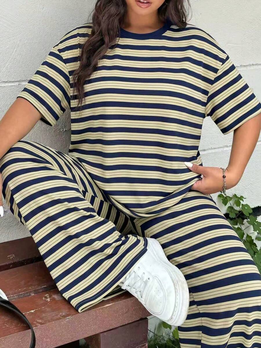 Muchica 大尺碼女款圓領條紋拼接短袖上衣與長褲休閒日常兩件套 - 彩色 - 查看 1