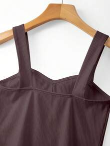 SHEIN Franclia 女款針織純色對比金屬扣開衩休閒短版背心 春夏款 - 棕色 - 查看 4