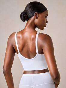 Veilyse Women Sports Casual Thin Padded Non-Wired Lifting Support Shock-Absorbing Bra - White - View 3