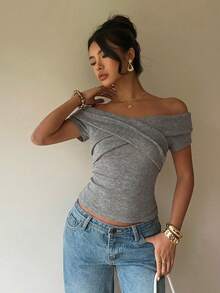 Siren Gaze Spring/Summer New Off-Shoulder Solid Color T-Shirt For Women - Green - View 5
