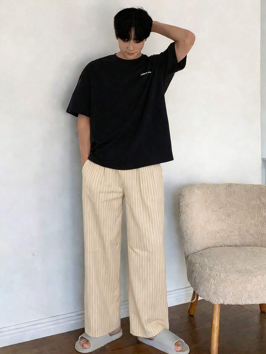 DAZY 男士字母印花T恤和条纹裤配套休闲家居服套装,春夏款 - 彩色 - 查看 1