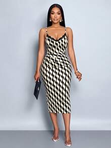 SOLERSUN Women's Spring/Summer Elegant Wavy Stripe Print Slim-Fit Cami Dress With Lace Trim - Street Fashion, Festive Business Casual, Beige - Black and White - View 4