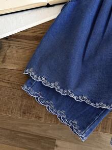 SHEIN LMoss Kids 少女女孩 2 件套鏤空刺繡花卉圖案藍色牛仔寬鬆背心上衣與長褲 - 深色水洗藍 - 查看 6