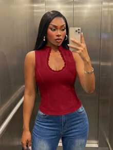 SHEIN SXY Plus Size Women's Lace Trim Cutout Chest Casual Versatile Daily Outing Top - Burgundy - View 5