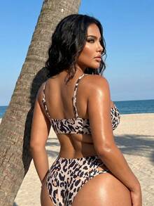 Slaydiva 2026 New Spring/Summer Plus Size 2-Piece Leopard Print Random Pattern Bikini Set With Front Ruched Design And Detachable Shoulder Straps For Women, Suitable For Beach Vacation Wear - Multicolor - View 2