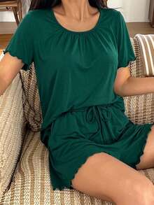 DAZY 2件組女款夏季居家休閒套裝，採褶皺設計，荷葉邊短袖T恤搭配短款睡褲 - 綠色 - 查看 3