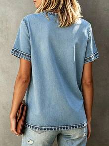 EMERY ROSE Camiseta de moda para mujer con estampado efecto denim, cuello redondo y manga corta - Multicolor - Ver 2