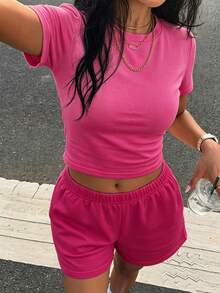 Teen Girl's Summer Pink Casual Set! Fitted Short T-Shirt Paired With High-Waisted Elastic Waist Shorts, Makes You Look Taller And Slimmer, With A Sweet And Cool Vibe. Suitable For Daily Wear, Sports, And Outings, Specially Designed For Teen Girls, Easily Wear Out A Vibrant And Energetic Look - Hot Pink - View 5