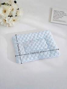 1 Piece Of Ice Silk Cool And Non Slip Hamster Nest Pad, Cool Pad, Small Pet Sleeping Pad, Hamster Hedgehog Rabbit Small Pet Pad, Suitable For Small Pets - Multicolor - View 3