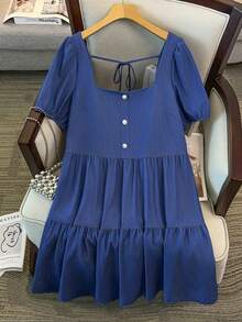 GlowEve CURVE Vestido de mujer talla grande de caliente con cuello cuadrado, elegante, de tela vaquera sintética con mangas abullonadas, diseño de volantes multicapa + lazo en la espalda, adecuado para uso diario, salidas, fiestas, citas, vacaciones - Azul - View 5
