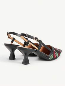 CUCCOO CHICEST 黑色櫻桃刺繡布面女款細高跟鞋 Kitten Heel 優雅新款 露跟通勤約會下午茶晚餐日常穿搭 - 黑色 - 查看 12