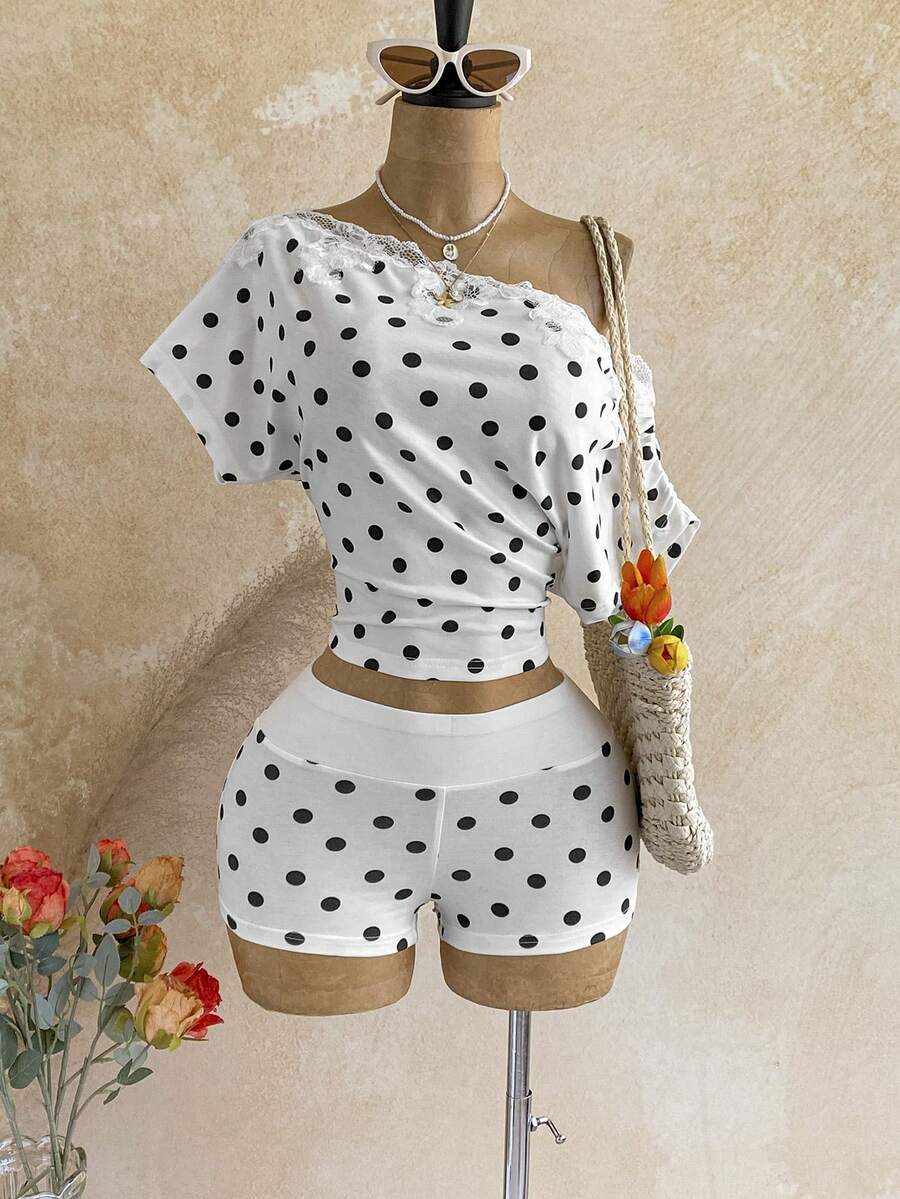 Soleia 女款對比蕾絲波點印花不對稱領上衣與短褲2件套 - 彩色 - 查看 1