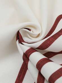 Ceyna 大尺碼女款柔和米色與酒紅垂直條紋小V領半鈕扣寬鬆襯衫搭配高腰垂墜寬腿褲兩件套 - 彩色 - 查看 7