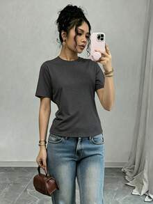SHEIN PETITE 女款純色圓領短袖休閒百搭T恤 - 深灰色 - 查看 1
