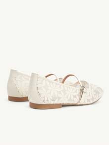 CUCCOO CHICEST 女士春夏蕾丝提花金属扣方头平底鞋，1厘米复古蕾丝面料，家居通勤购物约会旅行节日礼物 - 米色7 - 查看 8