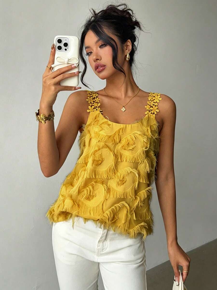 SHEIN 女款純色優雅休閒花卉蕾絲拼接紋理睫毛布料圓領背心 - 黃色 - 查看 1
