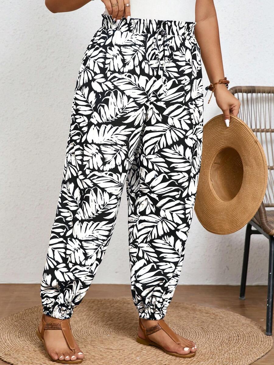 SHEIN Frenchy Celana Panjang Wanita Motif Tropis dengan Simpul di Depan, Model Pinggang Tinggi, Cocok untuk Liburan Musim Panas - Hitam dan Putih - View 1