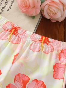 SHEIN Vintaside Kids 2件組女嬰甜美可愛公主風草莓印花無袖背心與配套長褲套裝，粉色條紋 + 3D草莓刺繡 + 荷葉領，吸睛設計，適合派對、家庭活動、日常穿著、返校 - 彩色 - 查看 7
