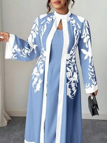 Rometta 大尺碼女款 1 件優雅度假風印花半高領喇叭袖修身長洋裝 - 藍白色 - 查看 6