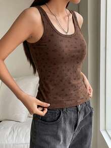 DAZY Tank Top Kasual Musim Panas Motif Bunga Kecil - Coklat - View 3