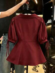 Franclia 優雅短袖T恤上衣，修身收腰、遮肚澎澎袖女款上衣 - 酒紅色 - 查看 2