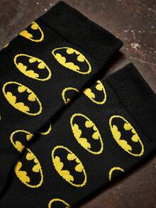 BATMAN X SHEIN 1 Pack Cartoon Pattern Black Crew Socks For Men And Women - Black and yellow - View 3