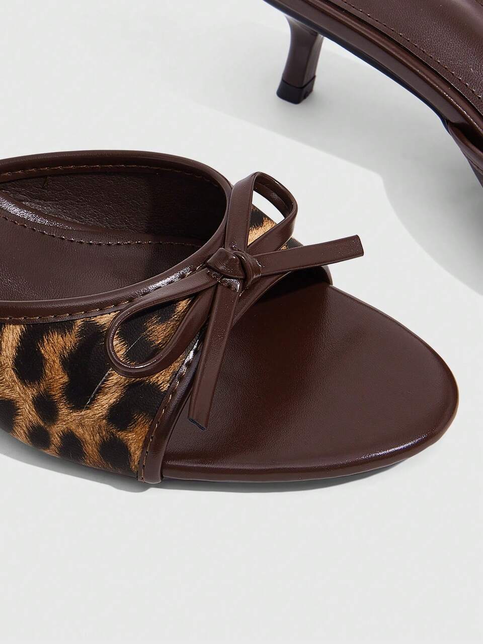 CUCCOO SZL Women's Summer 5.5CM Round Toe Open-Toed Cute Bow Slip-On Sandals, Sexy Leopard Print Versatile Elegant Stilettos, Commuter/Beach/Party Wear